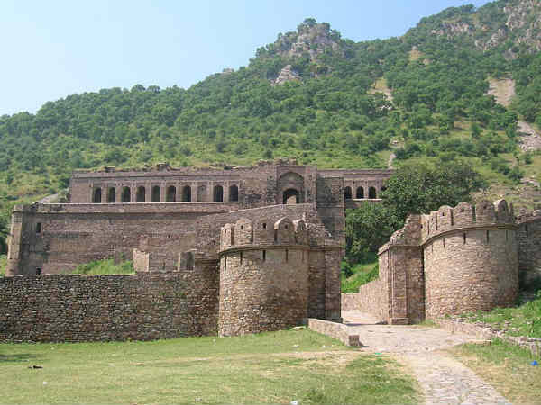 Bhangardh-fort