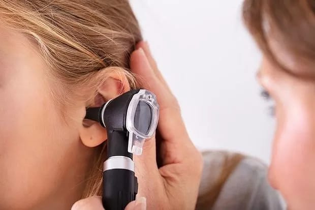 Ear-Treatment 
