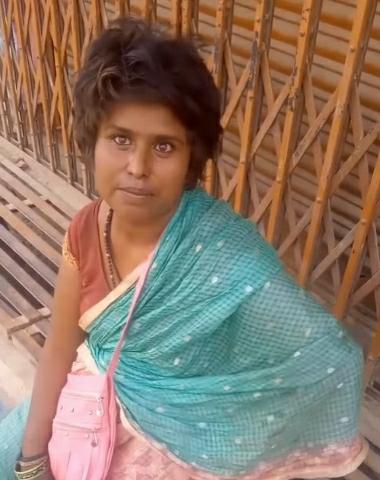 female-beggar-swati-1
