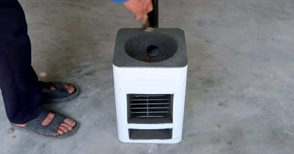 Make-a-Wood-Stove-from-an-Old-Iron- Box