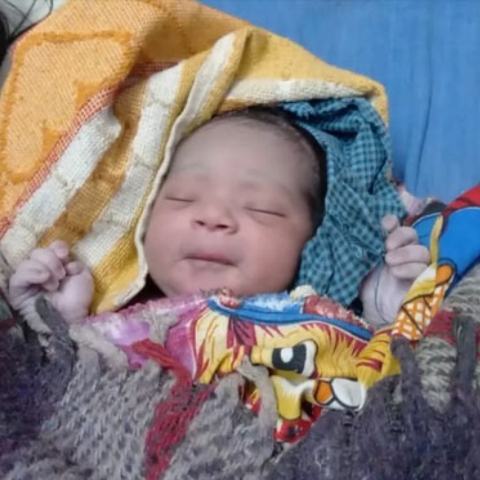 Roopa-Kumari-gave-birth-to-a-baby-girl-during12th-exam-1