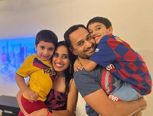 Vineeta Singh With Husband and Children