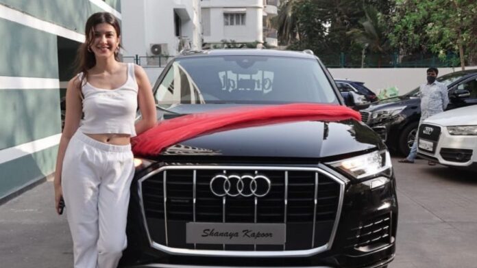 Shanaya Kapoor Audi Q7