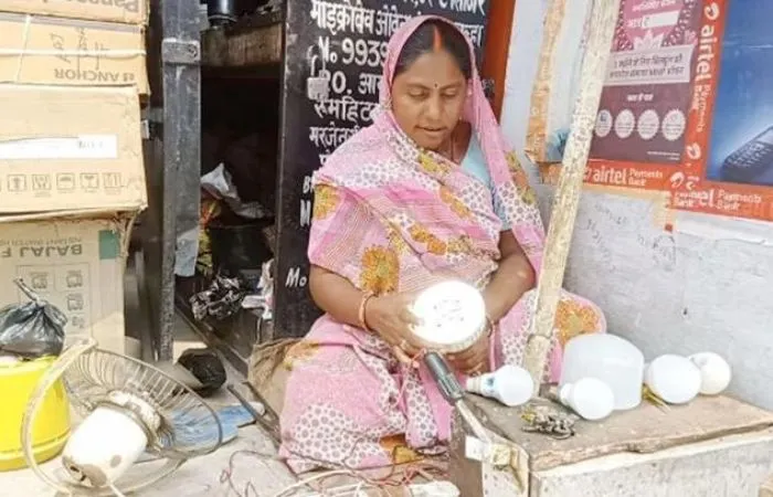 Female Electrician Sita Devi