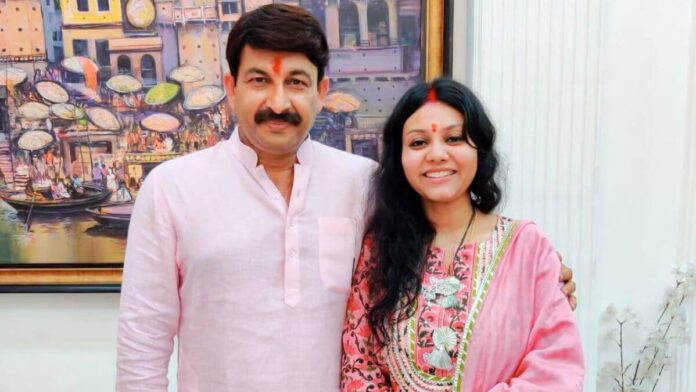 Manoj Tiwari with wife Surbhi