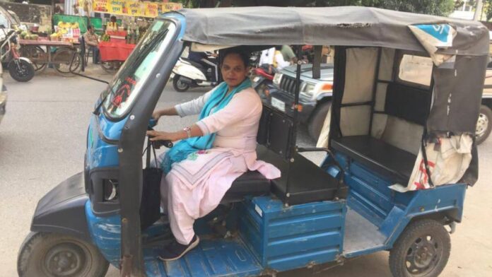 Female E-Rickshaw Driver Paramjit Kaur