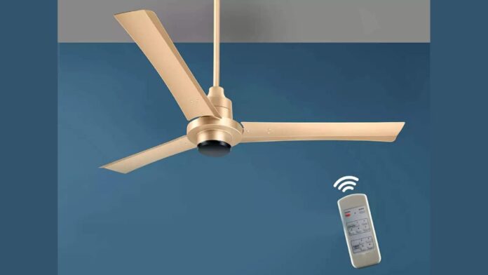 Remote control ceiling fan