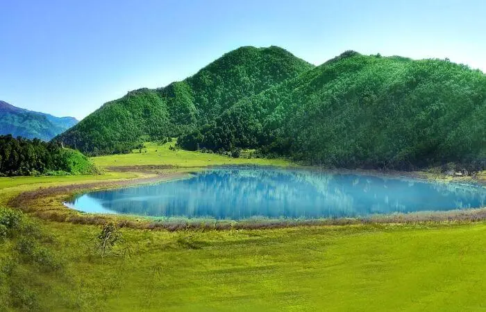 Tam Dil Lake